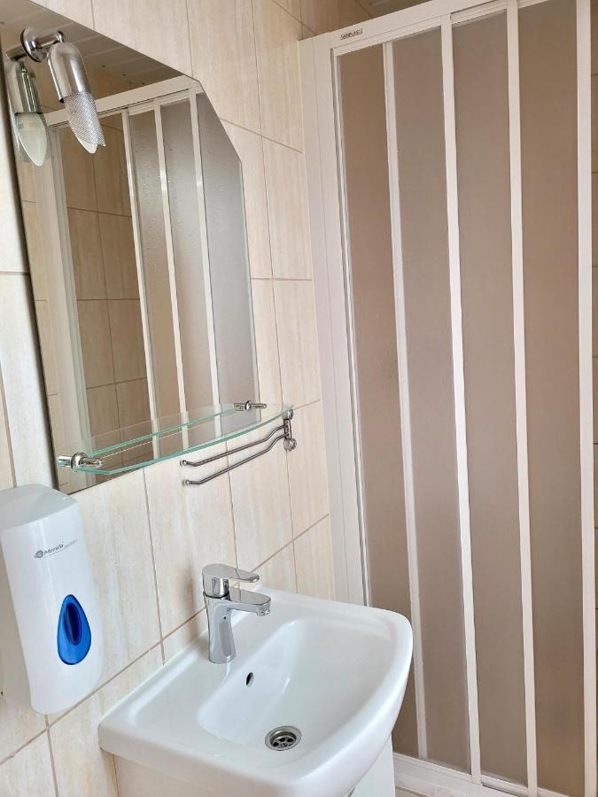 Orka Wakacje Дзвиржино Екстериор снимка